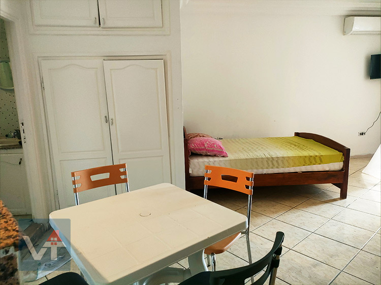 Studio résidence Somrani 1er étage vue-sur-port