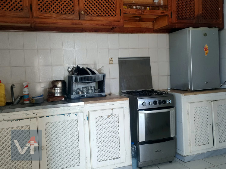 S+1 à 3 min au center ville - climatisé + eau chaude froide